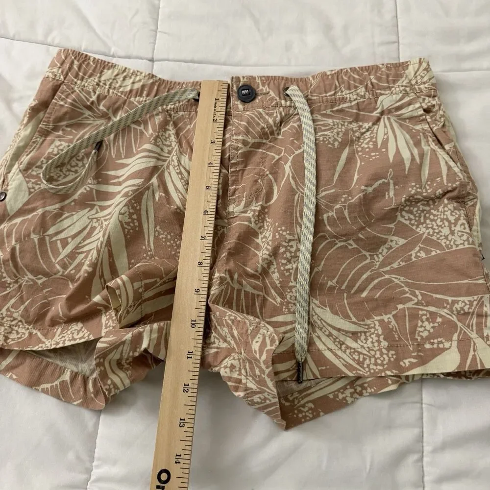 Vuori Shorts Womens Medium Ripstop‎ Pink Salt Rainforest Drawstring Climber